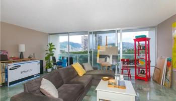 2233 Ala Wai condo # 5B, Honolulu, Hawaii - photo 2 of 25 2233 Ala Wai condo # 5B, Honolulu, Hawaii - photo 2 of 25