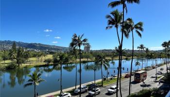 2233 Ala Wai condo # 5B, Honolulu, Hawaii - photo 2 of 25