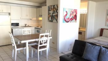 2240 Kuhio Ave Honolulu - Rental - photo 1 of 7