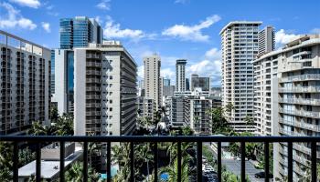 ROYAL KUHIO condo # 1014, Honolulu, Hawaii - photo 5 of 17