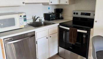 Royal Kuhio condo # 1410, Honolulu, Hawaii - photo 2 of 4