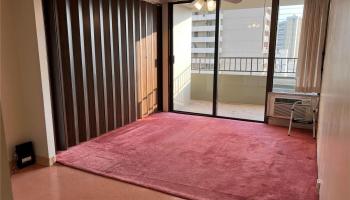 Royal Kuhio condo # 1609, Honolulu, Hawaii - photo 5 of 25
