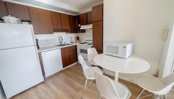 2240 Kuhio Ave Honolulu - Rental - photo 4 of 21