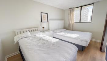 2240 Kuhio Ave Honolulu - Rental - photo 6 of 21