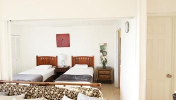 Royal Kuhio condo # 2011, Honolulu, Hawaii - photo 4 of 6