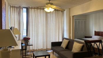 Royal Kuhio condo # 2011, Honolulu, Hawaii - photo 5 of 6