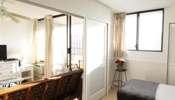 Royal Kuhio condo # 2011, Honolulu, Hawaii - photo 6 of 6