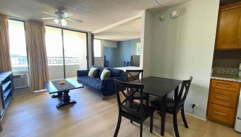 2240 Kuhio Ave Honolulu - Rental - photo 2 of 16