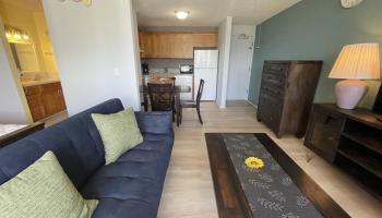 2240 Kuhio Ave Honolulu - Rental - photo 3 of 16