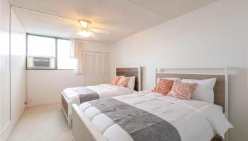 2240 Kuhio Ave Honolulu - Rental - photo 2 of 25