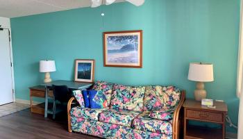 Royal Kuhio condo # 2804, Honolulu, Hawaii - photo 2 of 7