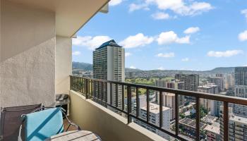 Royal Kuhio condo # 3007, Honolulu, Hawaii - photo 3 of 23