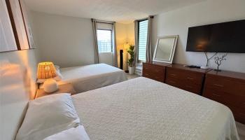 Royal Kuhio condo # 3202, Honolulu, Hawaii - photo 5 of 25