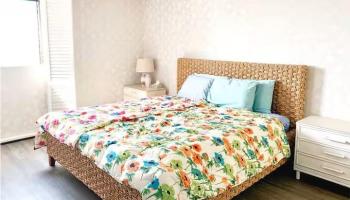 Royal Kuhio condo # 3204, Honolulu, Hawaii - photo 6 of 11