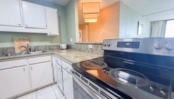 Royal Kuhio condo # 3505, Honolulu, Hawaii - photo 5 of 23