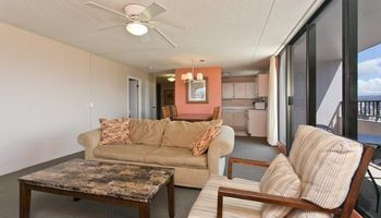 2240 Kuhio Ave Honolulu - Rental - photo 5 of 21