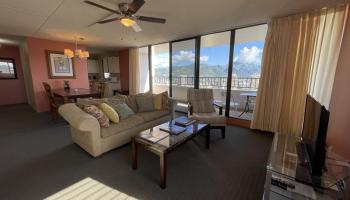 2240 Kuhio Ave Honolulu - Rental - photo 1 of 18