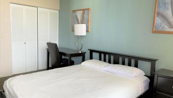 2240 Kuhio Ave Honolulu - Rental - photo 4 of 18