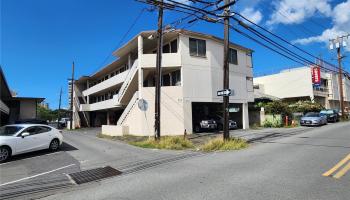 2241 Young St Honolulu - Rental - photo 2 of 7