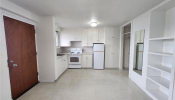 2241 Young St Honolulu - Rental - photo 4 of 7