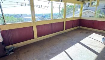 2248  Makanani Drive Kamehameha Heights, Honolulu home - photo 6 of 25