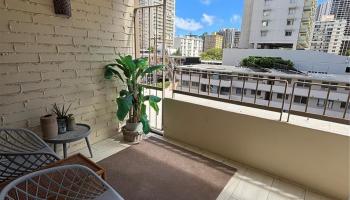 225 Kaiulani Ave Honolulu - Rental - photo 4 of 16