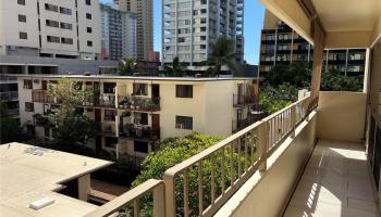 225 Kaiulani Ave Honolulu - Rental - photo 5 of 16