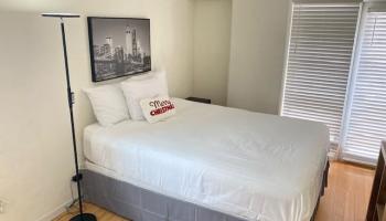 225 Kaiulani Ave Honolulu - Rental - photo 2 of 11