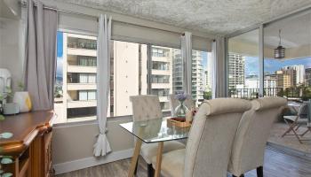 Governor Cleghorn condo # 506, Honolulu, Hawaii - photo 6 of 14