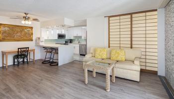 Governor Cleghorn condo # PH1, Honolulu, Hawaii - photo 5 of 18