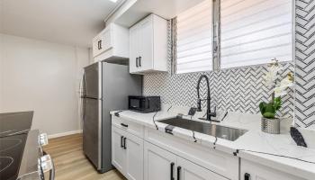 Waikiki Imperial Apts condo # 5C, Honolulu, Hawaii - photo 3 of 10