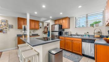 Waikiki Imperial Apts condo # 6C, Honolulu, Hawaii - photo 4 of 22