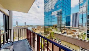 Harbor Square condo # 14A, Honolulu, Hawaii - photo 1 of 16