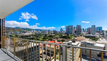 Harbor Square condo # 20D, Honolulu, Hawaii - photo 4 of 25