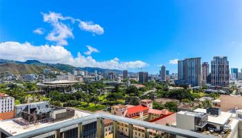 Harbor Square condo # 20D, Honolulu, Hawaii - photo 5 of 25
