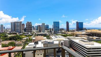 Harbor Square condo # 21H, Honolulu, Hawaii - photo 4 of 25