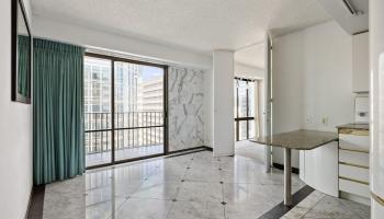 Harbor Square condo # 23E, Honolulu, Hawaii - photo 2 of 22