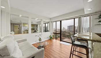 Harbor Square condo # 26D, Honolulu, Hawaii - photo 2 of 25