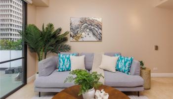 Harbor Square condo # 7A, Honolulu, Hawaii - photo 2 of 18