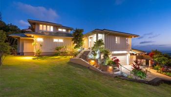 2277 Halakau Street Waialae Iki, Diamond Head home - photo 4 of 25 2277 Halakau Street Waialae Iki, Diamond Head home - photo 4 of 25