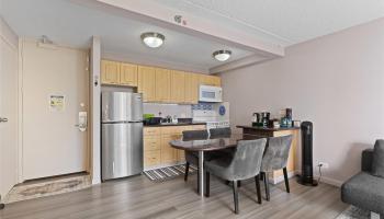 Waikiki Sunset condo # 902 (NUC), Honolulu, Hawaii - photo 3 of 22