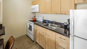 Waikiki Sunset condo # 906, Honolulu, Hawaii - photo 5 of 25