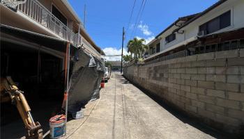 2307  School Street Kalihi-lower, Honolulu home - photo 4 of 4