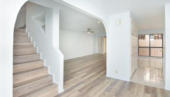 2312  Seaview Ave Manoa-lower, Honolulu home - photo 2 of 25