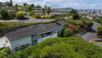 2316  Round Top Drive Makiki Heights, Honolulu home - photo 4 of 25