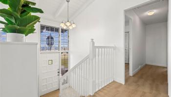 2325  Round Top Dr Makiki Heights, Honolulu home - photo 6 of 25