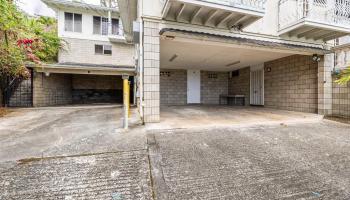 2327  Round Top Dr Makiki Heights, Honolulu home - photo 2 of 22