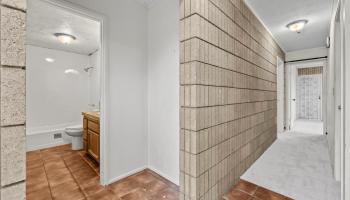 2327  Round Top Dr Makiki Heights, Honolulu home - photo 4 of 22