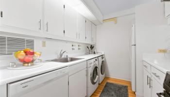 Marco Polo Apts condo # 1301, Honolulu, Hawaii - photo 5 of 25