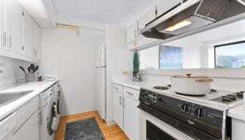 Marco Polo Apts condo # 1301, Honolulu, Hawaii - photo 6 of 25